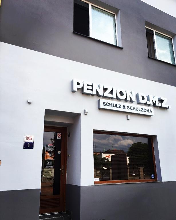 Penzion Dmz Ostrava Buitenkant foto